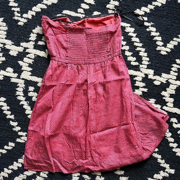 Volcom mini dress. Size small. - Picture 2 of 4